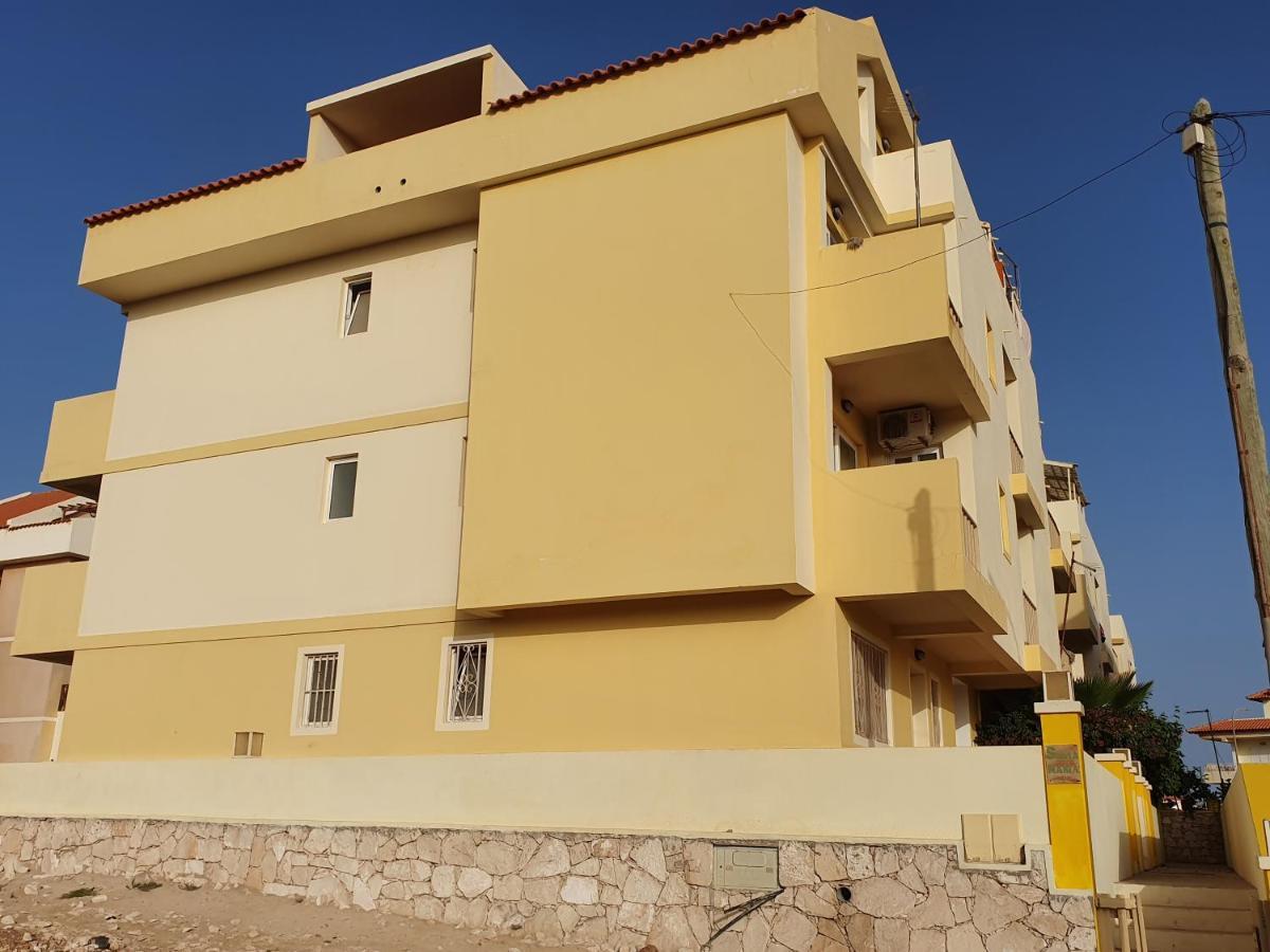 Tres Caravelas Studio Flats Santa Maria Buitenkant foto